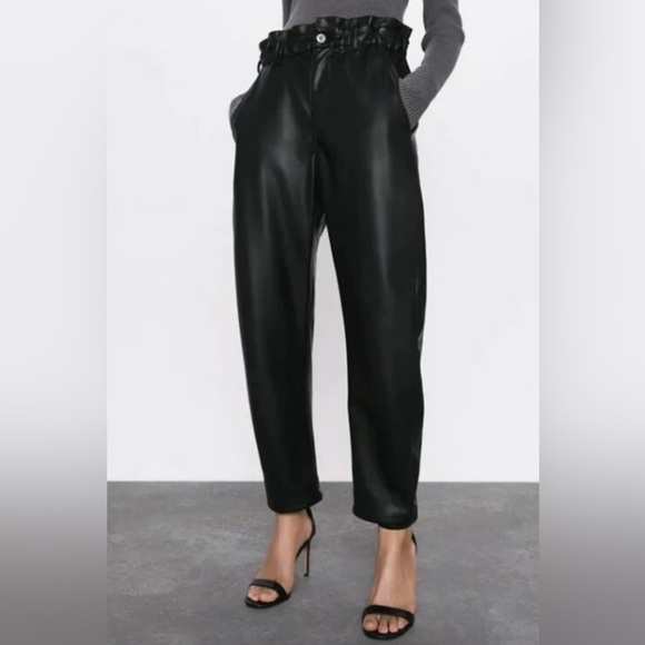 🔥🔥PRICE DROP- Zara faux leather baggy pants - Picture 1 of 7
